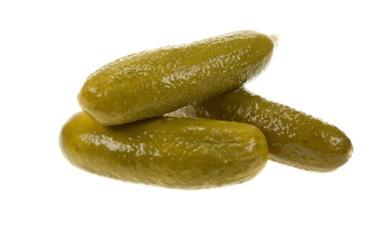 מלפפון חמוץ במלח